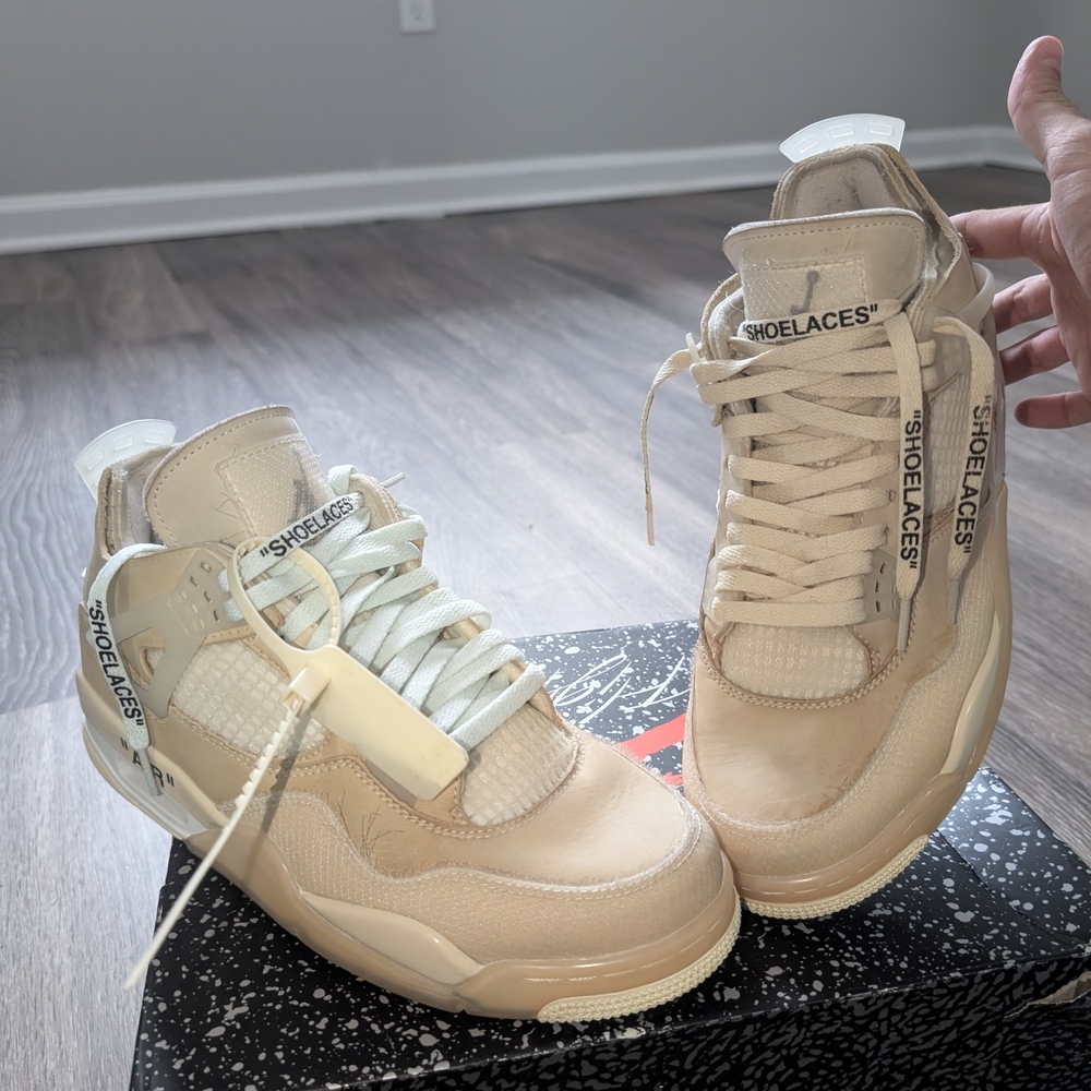Off-White x Air Jordan 4 Sneakers